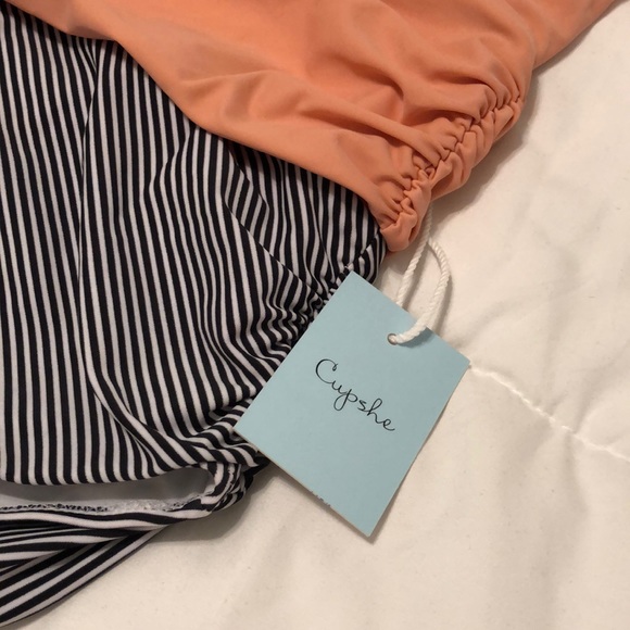 Tags Still On - Cupshe Swimsuit - Picture 2 of 3